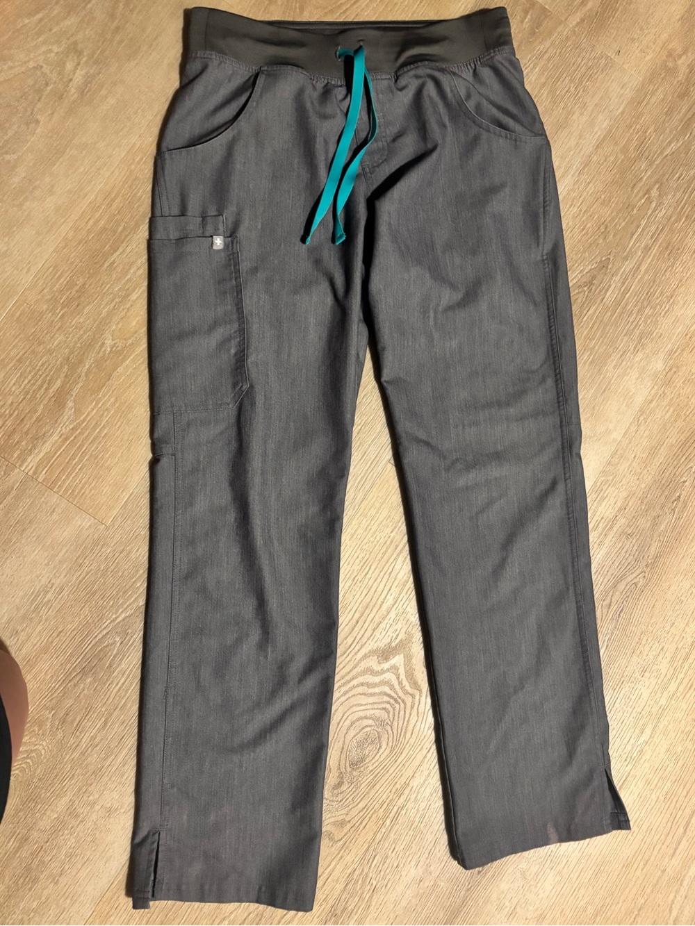 Figs women Charcoal technical Gray scrubs with Teal Drawstring